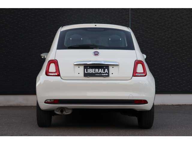 フィアット ５００ 大分県 2021(令3)年 5万km ボサノバホワイト 取扱説明書/保証書/クルーズコントロール/純正ディスプレイオーディオ/Bluetooth/CarPlay/純正フロアマット/純正ハロゲンヘッドライト/USB/パドルシフト/ETC