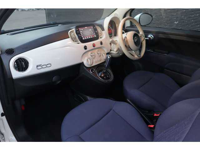 フィアット ５００ 大分県 2021(令3)年 5万km ボサノバホワイト 取扱説明書/保証書/クルーズコントロール/純正ディスプレイオーディオ/Bluetooth/CarPlay/純正フロアマット/純正ハロゲンヘッドライト/USB/パドルシフト/ETC