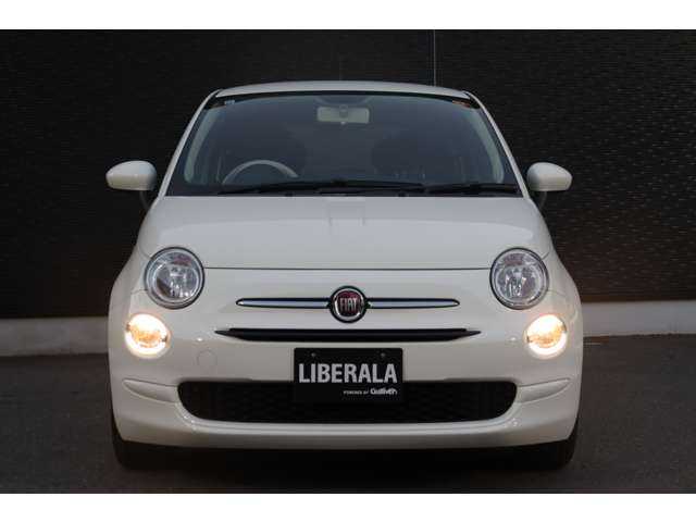 フィアット ５００ 大分県 2021(令3)年 5万km ボサノバホワイト 取扱説明書/保証書/クルーズコントロール/純正ディスプレイオーディオ/Bluetooth/CarPlay/純正フロアマット/純正ハロゲンヘッドライト/USB/パドルシフト/ETC