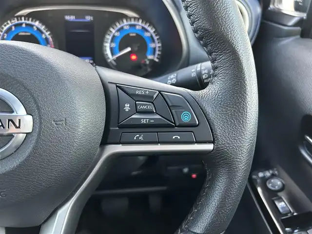 日産 デイズ HWS G ターボ プロパイロットED 埼玉県 2019(令1)年 0.7万km フローズンバニラパール/アッシュブラウンM 純正ナビオーディオ/（AM/FM/CD/DVD/SD/BT/USB）/フルセグTV/テレビキャンセラー/プロパイロット/インテリジェントエマージェンシーブレーキ/LDW/前後ドライブレコーダー/・前方ナビ連動/・後方社外　cellstar CSD-610FHR/ETC2.0/アラウンドビューモニター/バックカメラ/ディスプレイ付きインナーミラー/純正フロアマット/スペアキー/プッシュスタート/前後コーナーセンサー/ドアバイザー/保証書/車両/ナビ取扱説明書