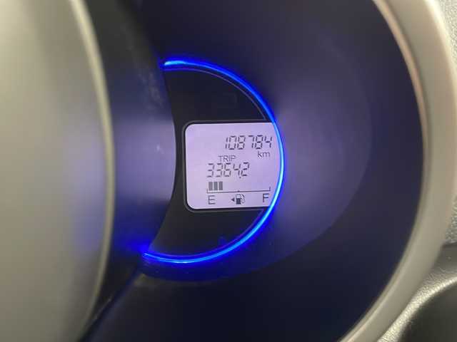 ホンダ Ｎ ＢＯＸ カスタム G 岐阜県 2013(平25)年 10.9万km プレミアムホワイトパール 純正ナビ/AM/FM/TV/SD/CD/DVD/両側スライドドア/ＨＩＤヘッドライト/社外１４インチアルミホイール/ステアリングリモコン/フォグライト/純正ドアバイザー/純正フロアマット/ステアリングリモコン/横滑り防止