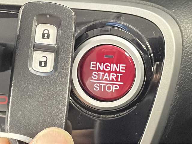 ホンダ Ｎ ＢＯＸ カスタム G 岐阜県 2013(平25)年 10.9万km プレミアムホワイトパール 純正ナビ/AM/FM/TV/SD/CD/DVD/両側スライドドア/ＨＩＤヘッドライト/社外１４インチアルミホイール/ステアリングリモコン/フォグライト/純正ドアバイザー/純正フロアマット/ステアリングリモコン/横滑り防止