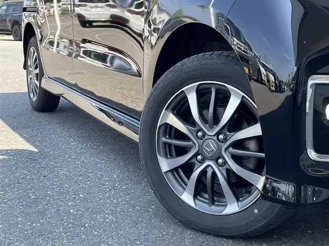 ホンダ Ｎ ＢＯＸ カスタム L 青森県 2023(令5)年 3.2万km クリスタルブラックパール 社外ディスプレイオーディオ/純正エンジンスターター/前後ドライブレコーダー/前席シートヒーター/両側パワースライドドア/コーナーセンサー/キープレーン/衝突被害軽減ブレーキ/オートライト/レーダークルーズコントロール/スタッドレスタイヤ積込（155/65R14)