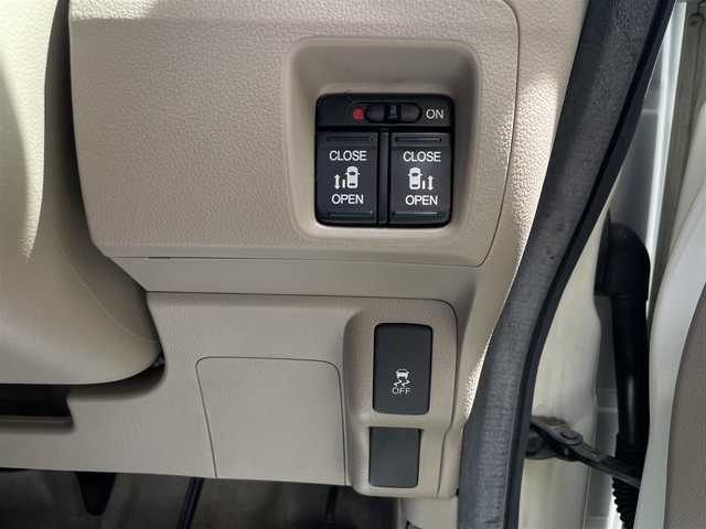 ホンダ Ｎ ＢＯＸ ＋ G Lパッケージ 和歌山県 2013(平25)年 5.5万km プレミアムホワイトパール 社外ナビ(KENWOOD)/＜ipod/USB/SD/ワンセグTV/FM/AM/Bluetooth＞/社外アルミホイール/横滑り防止装置/バックカメラ/両側パワースライドドア/サイドビューサポートミラー/取扱説明書/保証書