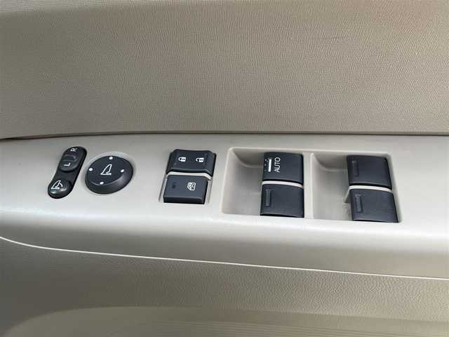 ホンダ Ｎ ＢＯＸ ＋ G Lパッケージ 和歌山県 2013(平25)年 5.5万km プレミアムホワイトパール 社外ナビ(KENWOOD)/＜ipod/USB/SD/ワンセグTV/FM/AM/Bluetooth＞/社外アルミホイール/横滑り防止装置/バックカメラ/両側パワースライドドア/サイドビューサポートミラー/取扱説明書/保証書