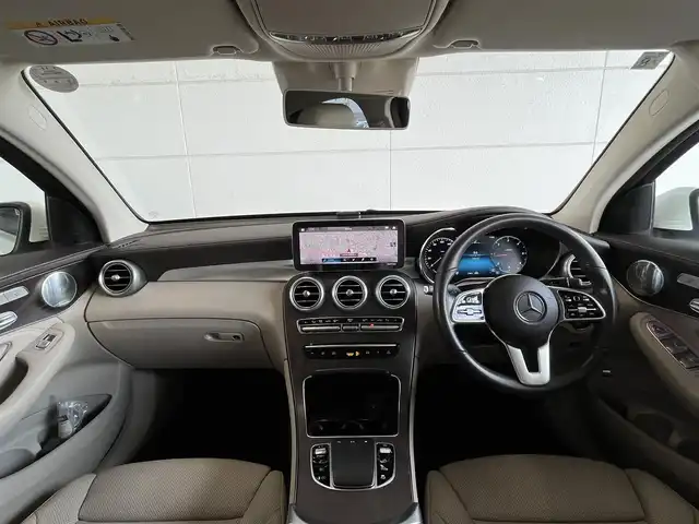 メルセデス・ベンツ ＧＬＣ２２０ d 4マチック クーペ 山形県 2020(令2)年 5.7万km ダイヤモンドホワイト レザーエクスクルーシブパッケージ/・本革シート【シルクベージュ】/・シートベンチレーター/・ヘッドアップディスプレイ/・Burmesterサラウンドシステム/・12.3コックピットディスプレイ/360°カメラ/フルセグTV/パワーバックドア/パドルシフト/アダプティブクルーズコントロール/レーンキープアシスト