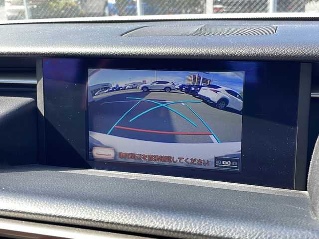 レクサス ＲＣ Ｆ 山口県 2015(平27)年 7.6万km ホワイトノーヴァガラスフレーク メーカーマルチナビ/　・フルセグTV/　・CD/DVD/Bluerayディスク再生対応/　・FM/AMラジオ/　・USBデータ通信/　・Bluetoothオーディオ/　・ハンズフリー通話/マークレビンソンプレミアムサウンド(10SP)/サンルーフ/エアベンチレーションシート/シートヒーター/ポジションメモリー機能付パワーシート/ステアリングヒーター/電動チルトテレスコピック革巻ステアリング/パドルシフト/ステアリングリモコン/アダプティブクルーズコントロール/LEDオートライト/ロック連動自動開閉ドアミラー/ビルトインETC/前後ドライブレコーダー(YupiteruSN-TW9900)/ブラインドスポットモニター/クリアランスソナー/パドルシフト/照明付バニティミラー/アクティブリアウィング/マルチインフォメーションディスプレイ/純正19インチAW/レザーシート/WSRS＋サイドカーテンエアバッグ/プリクラッシュセーフティ/車線逸脱防止支援システム/後退時連動チルトドアミラー/クリアランスソナー/フルオートAC