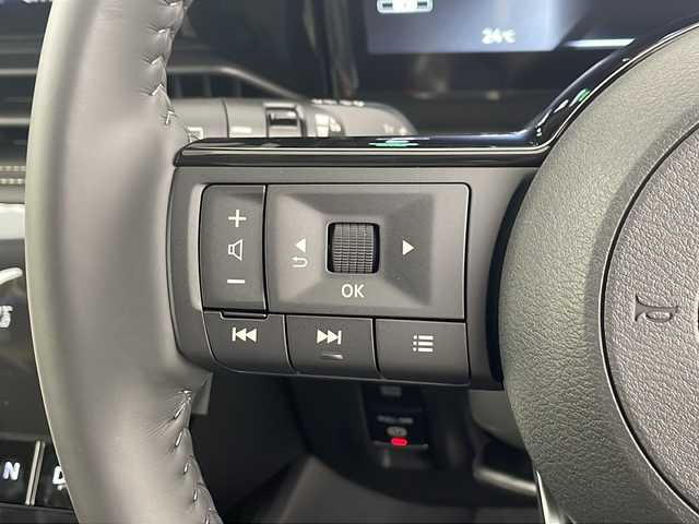 日産 セレナ e－パワー ハイウェイスター V 埼玉県 2025(令7)年 0.1千km プリズムホワイト エマージェンシーブレーキ/プロパイロット/純正メモリナビ/Bluetooth/フルセグ/BSM/純正前後ドライブレコーダー/置くだけ充電/ETC2.0/両側パワースライドドア/アラウンドビューモニター/デジタルインナーミラー/プッシュスタート/スマートキー/スペアキー