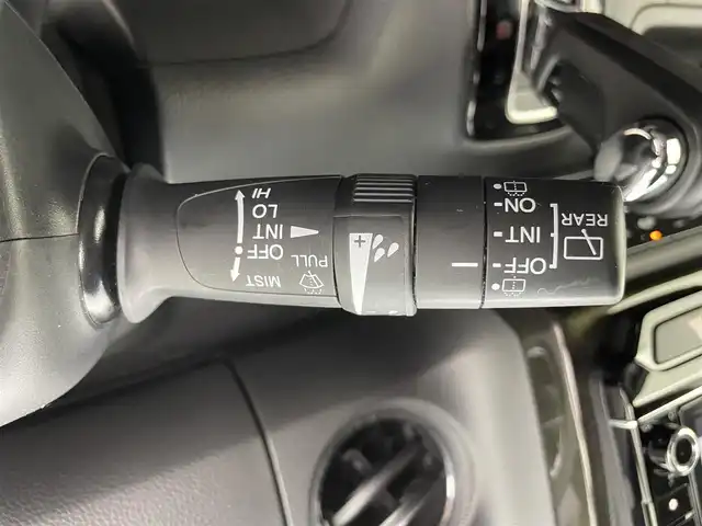 ホンダ Ｎ ＢＯＸ カスタム G L ホンダセンシング 富山県 2019(令1)年 6.5万km プラチナホワイトパール ワンオーナー/純正8型ナビ（AM/FM/CD/DVD/USB/BT）/フルセグTV/バックカメラ/両側パワースライドドア/衝突被害軽減ブレーキ/アダプティブクルーズコントロール/レーンキープアシスト/オートマチックハイビーム/LEDヘッドライト/コーナーセンサー/ドライブレコーダー/ビルトインETC/スマートキー×２/プッシュスタート/社外アフロアマット/シートカバー/ステアリングカバー/アイドリングストップ/取扱説明書/保証書