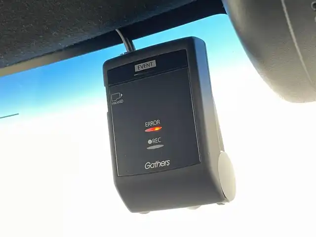 ホンダ Ｎ ＢＯＸ カスタム G L ホンダセンシング 富山県 2019(令1)年 6.5万km プラチナホワイトパール ワンオーナー/純正8型ナビ（AM/FM/CD/DVD/USB/BT）/フルセグTV/バックカメラ/両側パワースライドドア/衝突被害軽減ブレーキ/アダプティブクルーズコントロール/レーンキープアシスト/オートマチックハイビーム/LEDヘッドライト/コーナーセンサー/ドライブレコーダー/ビルトインETC/スマートキー×２/プッシュスタート/社外アフロアマット/シートカバー/ステアリングカバー/アイドリングストップ/取扱説明書/保証書