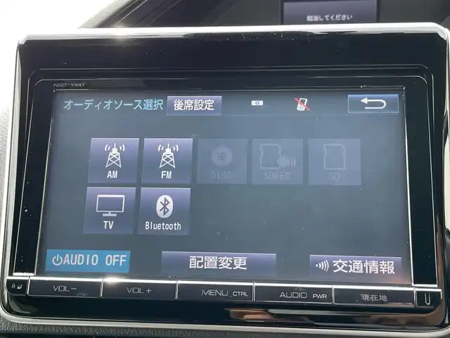 トヨタ エスクァイア ハイブリッド Gi 大阪府 2020(令2)年 6.9万km スパークリングブラックパールクリスタルシャイン ワンオーナー　/純正９インチナビ　/  フルセグTV/CD/DVD/Bluetooth/USB　/バックモニター　/衝突軽減ブレーキ/クリアランスソナー　/１１インチ後席モニター　/前席エアシートヒーター　/両側パワースライドドア　/クルーズコントロール/レーンキープアシスト　/前後ドライブレコーダー/オートマチックハイビーム/純正15インチアルミホイール　/純正フロアマット/プッシュスタート/スマートキー/ビルトインＥＴＣ　/ＬＥＤ