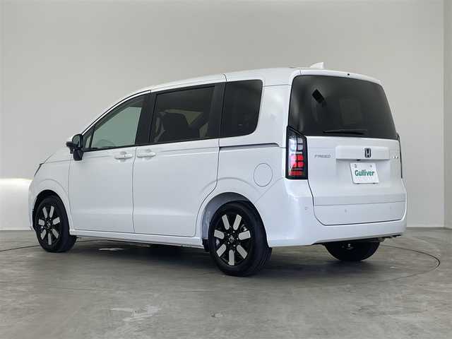ホンダ フリード ハイブリット e:HEV AIR EX 埼玉県 2025(令7)年 0.1千km プラチナホワイトパール 登録済未使用車　純正９インチナビ　バックカメラ　ＢＳＭ　ホンダセンシング　アダクティブクルーズコントロール　シートヒーター　純正アルミホイール　オートハイビーム　ＬＥＤヘッドライト　地デジＴＶ