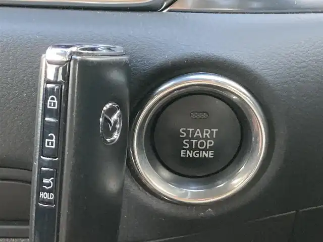 マツダ ＣＸ－５ XD ブラックトーンエディション 静岡県 2023(令5)年 2.5万km マシーングレープレミアムM i-ACTIVESENSE/純正10.25インチセンターディスプレイ/　AM FM Bluetooth USB スマホ連携/フルセグTV/前後ドライブレコーダー/ETC/360°モニター フロント/サイド/バックモニター/クルージング&トラフィックサポート/ハンズフリー機能パワーリフトゲート/ワイヤレス充電Qi/前席シートヒーター/ステアリングヒーター/運転席メモリ付パワーシート/電動パーキングブレーキ/オートブレーキホールド/USB端子 TypeC×2 TypeA×2/純正ラゲッジマット/純正19インチアルミホイール/スマートキー×2本
