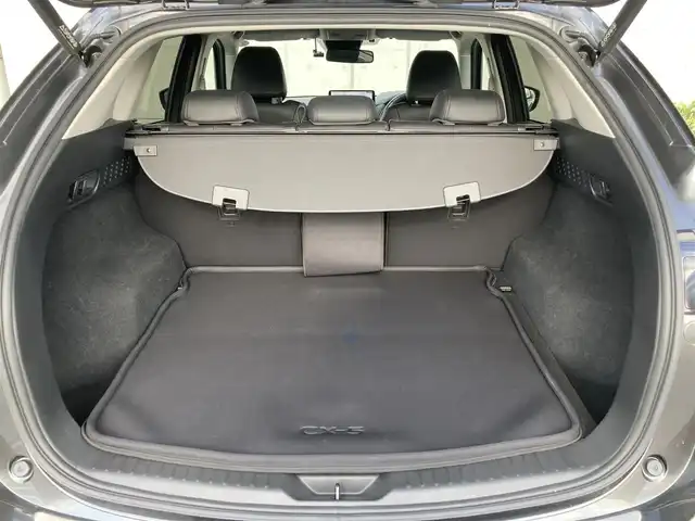 マツダ ＣＸ－５ XD ブラックトーンエディション 静岡県 2023(令5)年 2.5万km マシーングレープレミアムM i-ACTIVESENSE/純正10.25インチセンターディスプレイ/　AM FM Bluetooth USB スマホ連携/フルセグTV/前後ドライブレコーダー/ETC/360°モニター フロント/サイド/バックモニター/クルージング&トラフィックサポート/ハンズフリー機能パワーリフトゲート/ワイヤレス充電Qi/前席シートヒーター/ステアリングヒーター/運転席メモリ付パワーシート/電動パーキングブレーキ/オートブレーキホールド/USB端子 TypeC×2 TypeA×2/純正ラゲッジマット/純正19インチアルミホイール/スマートキー×2本