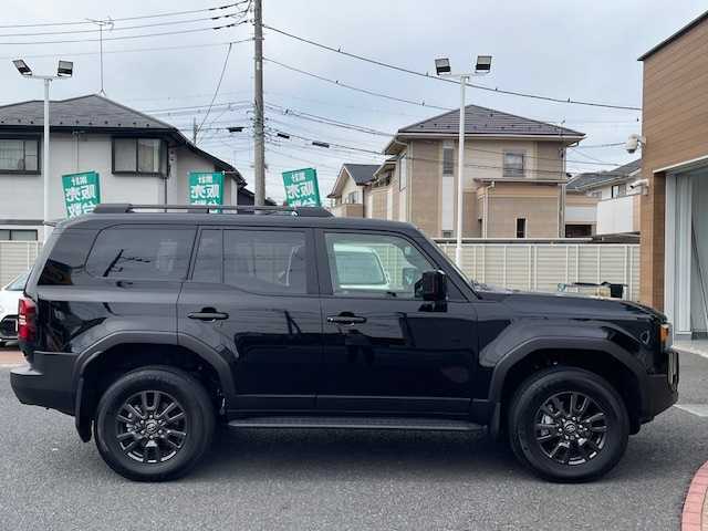トヨタ ランドクルーザー ２５０ VX 埼玉県 2024(令6)年 0.2万km ブラック 純正ナビ/全周囲カメラ/サンルーフ/デジタルインナーミラー/7人乗り/ハンドルヒーター/ビルトインETC2.0