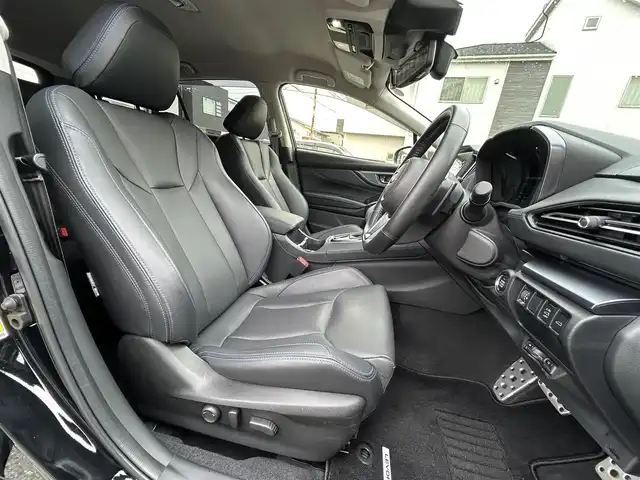 スバル レヴォーグ 1．8GT－H EX 兵庫県 2023(令5)年 3.3万km クリスタルブラックシリカ 純正11.6インチナビ/ブルーステッチ入り黒革シート/スマートリアビューミラー/12.3インチフル液晶メーター/全方位カメラ/オーディオ(Blue tooth/AM/FM)/Apple Car Play/Android Auto/パワーシート(D/N席)/電動リアゲート/ETC/前後録画ドラレコ(DRV-MR450)/アイサイト/プリクラッシュ/レーダークルコン/電動パーキングブレーキ/アイドリングストップ/SOSコール/保証書/ワンオーナー