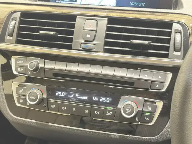 ＢＭＷ １１８ｄ ファッショニスタ 福岡県 2019(平31)年 1.9万km ミネラルホワイト オイスターレザー　/純正ナビ　/Ｂｌｕｅｔｏｏｔｈ　/Ｂカメラ　/ＡＣＣ　/アンビエントライト　/電動フロントシート　/コンフォートアクセス　/シートヒーター　/前後ドライブレコーダー　/ＥＴＣ　/純正１７インチＡＷ