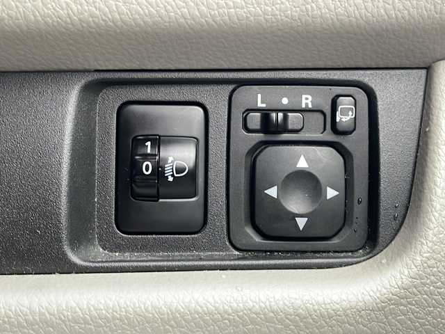 日産 デイズ S 静岡県 2015(平27)年 8万km モカブラウンP ワンオーナー/4WD/純正メモリナビ/フルセグTV/CD/SD/USB/アイドリングストップ/キーレス/運転席シートヒーター/取扱説明書