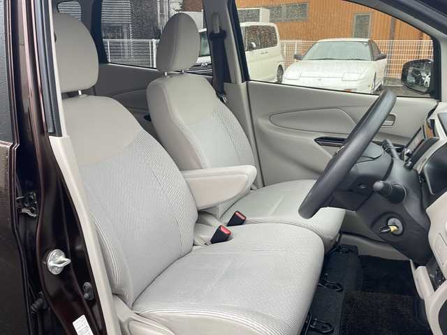 日産 デイズ S 静岡県 2015(平27)年 8万km モカブラウンP ワンオーナー/4WD/純正メモリナビ/フルセグTV/CD/SD/USB/アイドリングストップ/キーレス/運転席シートヒーター/取扱説明書