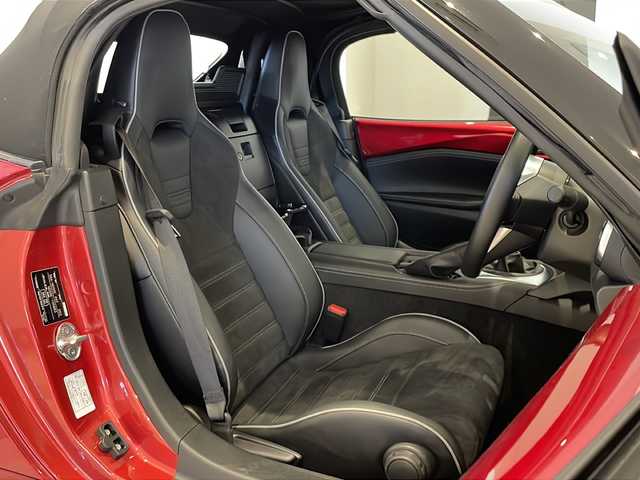 マツダ ロードスター RS 福井県 2024(令6)年 1万km ソウルレッドクリスタルM 純正8.8インチディスプレイオーディオ/フルセグTV/BT/USB/バックカメラ/BOSEサウンドシステム/i-ACTIVSENSE/・レーダークルーズコントロール/・ブラインドスポットモニタリング/・車線逸脱警報システム/・後側方接近車両検知/・スマートブレーキサポート/・交通標識認識システム/・ハイビームコントロールシステム/ハーフレザーシート/シートヒーター/オートライト/LEDヘッドライト/純正16インチアルミホイール/プッシュスタート/スマートキー