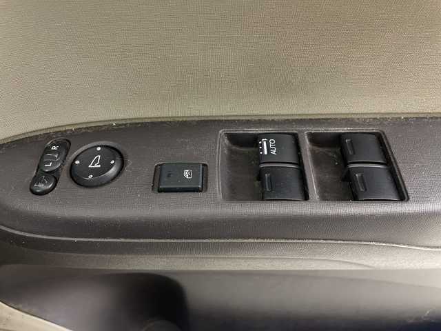 ホンダ Ｎ ＯＮＥ G 埼玉県 2013(平25)年 3万km プレミアムホワイトパール 社外SDナビ/　（FM/AM/CD/DVD/AUX/iPod）/ワンセグテレビ/プッシュスタート/スマートキー/フロアマット/ドアバイザー/電動格納ミラー