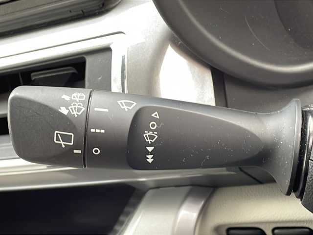 ダイハツ キャスト スタイル X リミテッド SAⅢ 千葉県 2022(令4)年 2.8万km ダークエメラルドマイカ 社外オーディオ/Bluetooth/CD/ETC/前後コーナーセンサー/1列目シートヒーター/盗難防止装置/衝突軽減システム/横滑り防止装置/オートライト/電動格納ミラー/アイドリングストップ/プッシュスタート/スマートキー/純正ドアバイザー/純正フロアマット