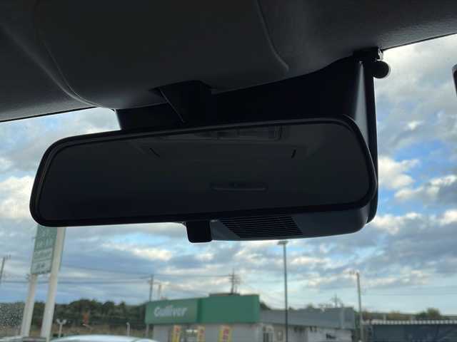 ダイハツ キャスト スタイル X リミテッド SAⅢ 千葉県 2022(令4)年 2.8万km ダークエメラルドマイカ 社外オーディオ/Bluetooth/CD/ETC/前後コーナーセンサー/1列目シートヒーター/盗難防止装置/衝突軽減システム/横滑り防止装置/オートライト/電動格納ミラー/アイドリングストップ/プッシュスタート/スマートキー/純正ドアバイザー/純正フロアマット