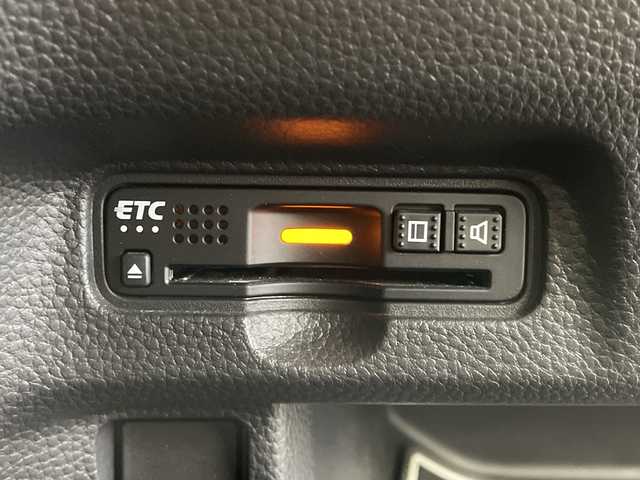 ホンダ Ｎ ＢＯＸ カスタム G L ターボ ホンダセンシング 愛知県 2018(平30)年 3.4万km プラチナホワイトパール 純正８インチナビ/・Ｂｌｕｅｔｏｏｔｈ/・フルセグ/・ＤＶＤ/ＣＤ/・AppleCarPlay/両側パワースライドドア/バックカメラ/前後ドラレコ/ＥＴＣ/ホンダセンシング/衝突軽減/コーナーセンサー/レーンキープ/オートマチックハイビーム/レーダークルーズコントロール/LEDヘッドライト/フォグランプ/パドルシフト/純正AW