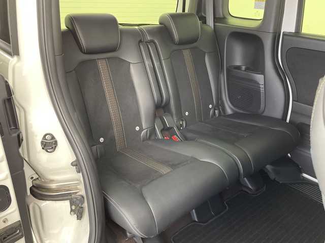 ホンダ Ｎ ＢＯＸ カスタム G L ターボ ホンダセンシング 愛知県 2018(平30)年 3.4万km プラチナホワイトパール 純正８インチナビ/・Ｂｌｕｅｔｏｏｔｈ/・フルセグ/・ＤＶＤ/ＣＤ/・AppleCarPlay/両側パワースライドドア/バックカメラ/前後ドラレコ/ＥＴＣ/ホンダセンシング/衝突軽減/コーナーセンサー/レーンキープ/オートマチックハイビーム/レーダークルーズコントロール/LEDヘッドライト/フォグランプ/パドルシフト/純正AW