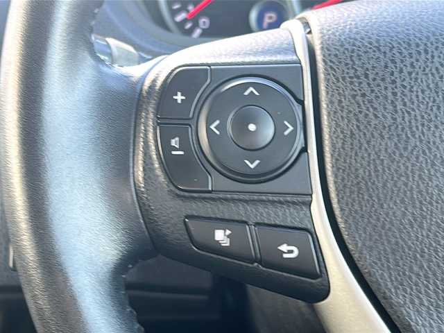 トヨタ ヴォクシー ZS 三重県 2014(平26)年 12.9万km ブラック 禁煙/純正ナビ/純正フリップダウンモニター/フルセグTV/バックカメラ/ETC/両側パワースライドドア/横滑り防止/アイドリングストップ/オートライト/革巻きステアリング/ステアリングスイッチ/オートリトラウィンカーミラー