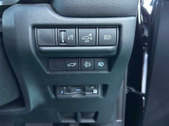 トヨタ ランドクルーザー ２５０ ZX ファーストエディション 宮城県 2024(令6)年 1.9万km ブラック ワンオーナー/4WD/サンルーフ/ルーフレール/純正ディーラーナビ/FM/AM/BT/USB/フルセグTV/全方位バックカメラ/レザーシート/1.2列目シートヒーター/1.2列目シートクーラー/1.3列目パワーシート/ステアリングスイッチ/ステアリングヒーター/パワーバックドア/ブラインドスポットモニター/デジタルインナーミラー/追従型クルーズコントロール/レーンキープアシスト/ダウンヒルアシストコントロール/センターデフロック/コーナーセンサー/MTS/MTモード搭載/横滑り防止装置/衝突被害軽減システム/盗難防止システム/純正アルミ夏タイヤ18インチ/純正フロアマット/LEDライト/オートマチックハイビーム/ETC2.0/ドライブレコーダー/プッシュスタート/保証書・記録簿・取扱説明書