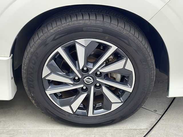 日産 セレナ ハイウェイスター V 福岡県 2020(令2)年 4.6万km ブリリアントホワイトパール 純正ナビ(フルセグ/BT/CD/DVD)/アラウンドビューモニター/両側パワースライドドア/エマージェンシーブレーキ/ETC/フリップダウンモニター/スマートキー×2/LEDヘッドライト/純正アルミホイール