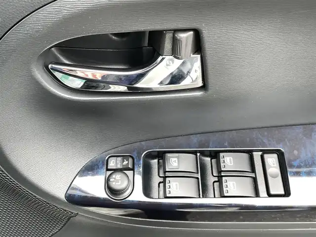 ダイハツ タント カスタム RS トップED SAⅡ 福島県 2016(平28)年 10.5万km パールホワイトⅢ (株)IDOMが運営する【じしゃロンいわき店】の自社ローン専用車両になります。こちらは現金またはオートローンご利用時の価格です。自社ローンご希望の方は別途その旨お申付け下さい/登録時走行距離104726km/純正8インチディーラーオプションナビゲーション/（AM/FM/SD/HDMI/USB)/Bluetooth接続/レザーステアリング/ステアリングスイッチ/エコアイドリングストップ/スマートアシストII/両側パワースライドドア/リアサンシェードフィルム/純正ブラックソフトレザーシート