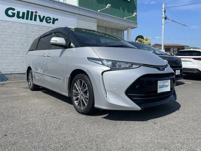 トヨタ エスティマ アエラス 神奈川県 2018(平30)年 2.3万km シルバーM ワンオーナー/純正SDナビ（AM/FM/CD/BT/DTV）/バックカメラ/ETCビルトイン/(セカンドシート)オットマン/トヨタセーフティセンスC/・プリクラッシュセーフティ/・レーンディパーチャーアラート/・オートマチックハイビーム/クルーズコントロール/ドアバイザー/両側パワースライドドア/(セカンドシート)オットマン/LEDヘッドライト/17インチ純正アルミホイール/スマートキー/新車時手帳/取扱説明書