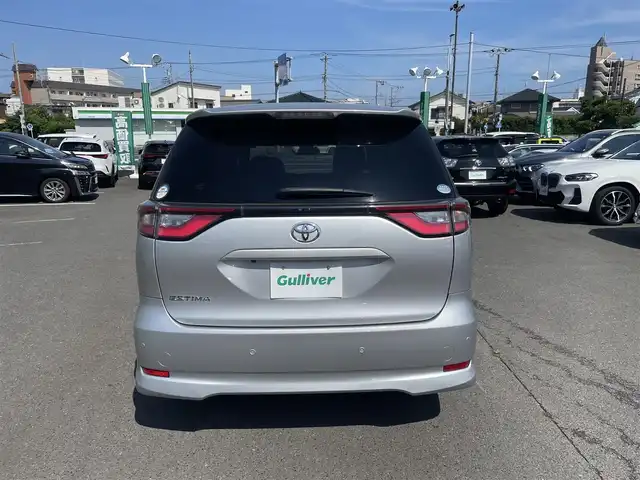 トヨタ エスティマ アエラス 神奈川県 2018(平30)年 2.3万km シルバーM ワンオーナー/純正SDナビ（AM/FM/CD/BT/DTV）/バックカメラ/ETCビルトイン/(セカンドシート)オットマン/トヨタセーフティセンスC/・プリクラッシュセーフティ/・レーンディパーチャーアラート/・オートマチックハイビーム/クルーズコントロール/ドアバイザー/両側パワースライドドア/(セカンドシート)オットマン/LEDヘッドライト/17インチ純正アルミホイール/スマートキー/新車時手帳/取扱説明書