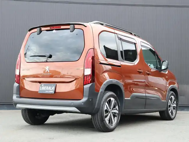 プジョー プジョー リフター GT 静岡県 2021(令3)年 4.3万km 茶 ワンオーナー/社外ナビ/フルセグTV/ACC/BSM/Apple Car Play/BEWITHサウンド/マルチパノラミックルーフ/ドライブレコーダー前後/ワイヤレス充電/パドルシフト