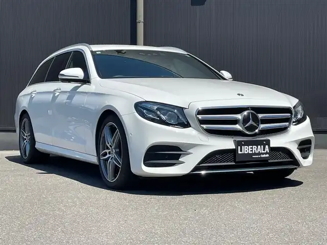 メルセデス・ベンツ Ｅ２００ SW アバンギャルド AMGライン 香川県 2020(令2)年 3.7万km ポーラホワイト 純正ナビ/360度カメラ/黒革シート/前席 パワーシート/前席 シートヒーター/アンビエントライト
