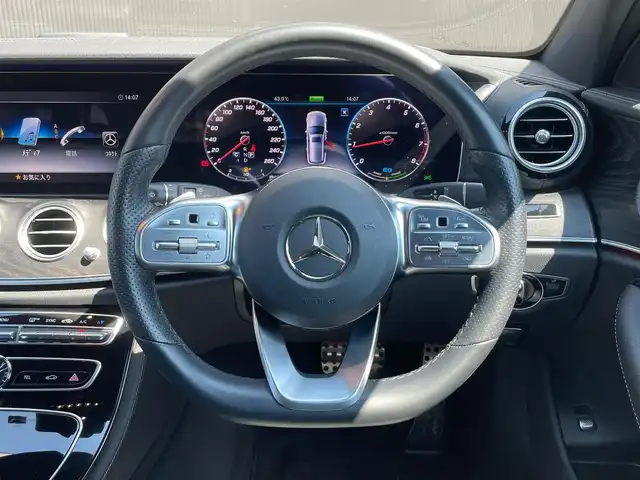 メルセデス・ベンツ Ｅ２００ SW アバンギャルド AMGライン 香川県 2020(令2)年 3.7万km ポーラホワイト 純正ナビ/360度カメラ/黒革シート/前席 パワーシート/前席 シートヒーター/アンビエントライト