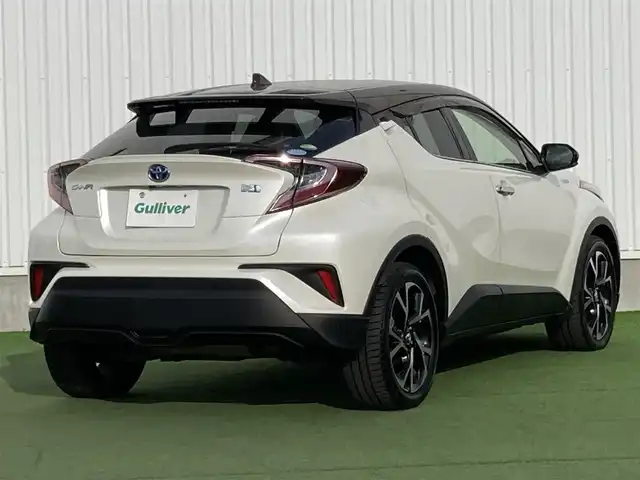 トヨタ Ｃ－ＨＲ G モード ブルーノ 香川県 2019(平31)年 3.3万km ダークブラウンマイカメタリック/ホワイトパールクリスタルシャイン トヨタセーフティーセンス/・プリクラッシュ/・LDA/純正9インチナビ/バックカメラ/ハーフレザーシート/シートヒーター/革巻きステアリング/ステアリングリモコン/クルーズコントロール/LEDライト/フォグライト/スマートキー/プッシュスタート