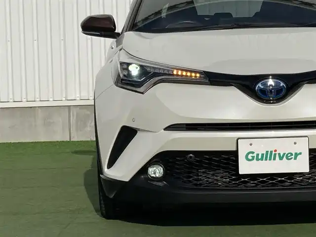 トヨタ Ｃ－ＨＲ G モード ブルーノ 香川県 2019(平31)年 3.3万km ダークブラウンマイカメタリック/ホワイトパールクリスタルシャイン トヨタセーフティーセンス/・プリクラッシュ/・LDA/純正9インチナビ/バックカメラ/ハーフレザーシート/シートヒーター/革巻きステアリング/ステアリングリモコン/クルーズコントロール/LEDライト/フォグライト/スマートキー/プッシュスタート