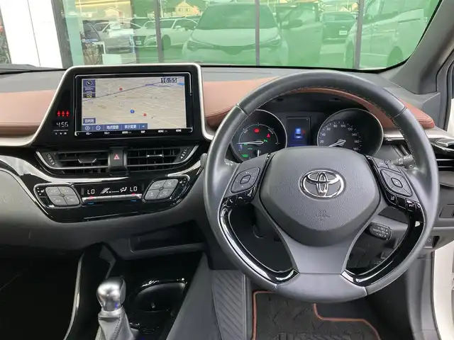 トヨタ Ｃ－ＨＲ G モード ブルーノ 香川県 2019(平31)年 3.3万km ダークブラウンマイカメタリック/ホワイトパールクリスタルシャイン トヨタセーフティーセンス/・プリクラッシュ/・LDA/純正9インチナビ/バックカメラ/ハーフレザーシート/シートヒーター/革巻きステアリング/ステアリングリモコン/クルーズコントロール/LEDライト/フォグライト/スマートキー/プッシュスタート