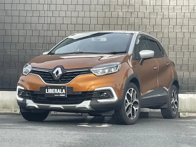 ルノー キャプチャー インテンス 静岡県 2018(平30)年 1.7万km オレンジ LED PURE VISON/オートライト /コントラストルーフ /プライバシーガラス /17インチアルミホイール/電動格納ミラー/プッシュスタートスイッチ/ドアバイザー/ETC