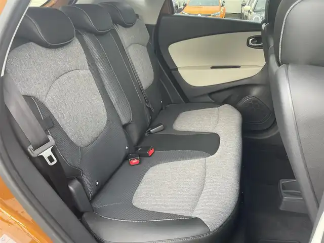 ルノー キャプチャー インテンス 静岡県 2018(平30)年 1.7万km オレンジ LED PURE VISON/オートライト /コントラストルーフ /プライバシーガラス /17インチアルミホイール/電動格納ミラー/プッシュスタートスイッチ/ドアバイザー/ETC