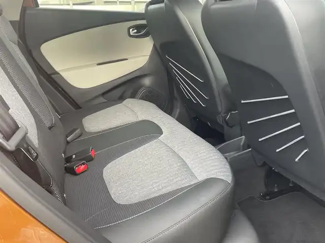 ルノー キャプチャー インテンス 静岡県 2018(平30)年 1.7万km オレンジ LED PURE VISON/オートライト /コントラストルーフ /プライバシーガラス /17インチアルミホイール/電動格納ミラー/プッシュスタートスイッチ/ドアバイザー/ETC