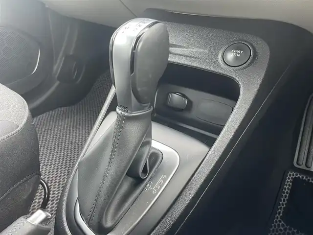 ルノー キャプチャー インテンス 静岡県 2018(平30)年 1.7万km オレンジ LED PURE VISON/オートライト /コントラストルーフ /プライバシーガラス /17インチアルミホイール/電動格納ミラー/プッシュスタートスイッチ/ドアバイザー/ETC