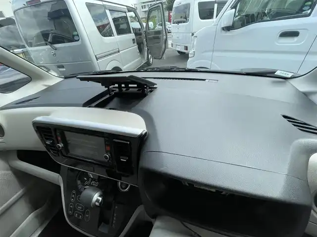 日産 デイズ ルークス X 神奈川県 2014(平26)年 13.8万km モカブラウンP (株)IDOMが運営する【じしゃロン秦野店】の自社ローン専用車両になります。こちらは現金またはオートローンご利用時の価格です。自社ローンご希望の方は別途その旨お申付け下さい/純正ナビ／Ｂｌｕｅｔｏｏｔｈ／ＣＤ／ワンセグＴＶ/AUX/アラウンドビューモニター/バックカメラ/片側パワースライドドア/ＥＴＣ/スマートキー/プッシュエンジンスタート/純正フロアマット/純正ホイールキャップ