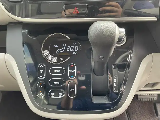 日産 デイズ ルークス X 神奈川県 2014(平26)年 13.8万km モカブラウンP (株)IDOMが運営する【じしゃロン秦野店】の自社ローン専用車両になります。こちらは現金またはオートローンご利用時の価格です。自社ローンご希望の方は別途その旨お申付け下さい/純正ナビ／Ｂｌｕｅｔｏｏｔｈ／ＣＤ／ワンセグＴＶ/AUX/アラウンドビューモニター/バックカメラ/片側パワースライドドア/ＥＴＣ/スマートキー/プッシュエンジンスタート/純正フロアマット/純正ホイールキャップ