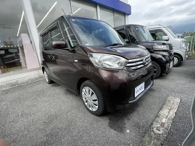 日産 デイズ ルークス X 神奈川県 2014(平26)年 13.8万km モカブラウンP (株)IDOMが運営する【じしゃロン秦野店】の自社ローン専用車両になります。こちらは現金またはオートローンご利用時の価格です。自社ローンご希望の方は別途その旨お申付け下さい/純正ナビ／Ｂｌｕｅｔｏｏｔｈ／ＣＤ／ワンセグＴＶ/AUX/アラウンドビューモニター/バックカメラ/片側パワースライドドア/ＥＴＣ/スマートキー/プッシュエンジンスタート/純正フロアマット/純正ホイールキャップ