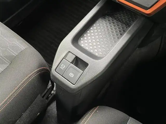 ダイハツ タフト G ターボ 新潟県 2020(令2)年 2.3万km レイクブルーメタリック 4WD/純正ディスプレイオーディオ/BT/USB/フルセグテレビ/バックカメラ/ドライブレコーダー/サンルーフ/衝突被害軽減ブレーキ/レーンキープアシスト/レーダークルーズコントロール/シートヒーター /ステアリングスイッチ/コーナーセンサー/スマートキー/プッシュスタート/LEDヘッドライト/オートライト/オートハイビーム/フォグランプ/純正15インチアルミホイール