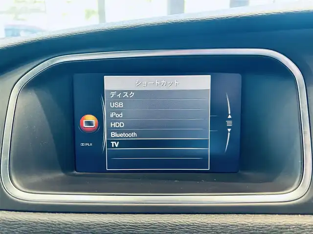 ボルボ Ｖ４０ クロスカントリー D4 アクティブED 大阪府 2019(平31)年 5.4万km 黒 150台限定車/ガラスルーフ/HarmanKardon/ACC/BLIS/純正ナビ/TV/バックカメラ/純正17インチAW/LEDヘッドライト/クリアランスソナー/パドルシフト/ルーフレール/レザーシート/パワーシート/Dシートメモリ/シートヒーター/ETC/ドラレコ/レーダー探知機
